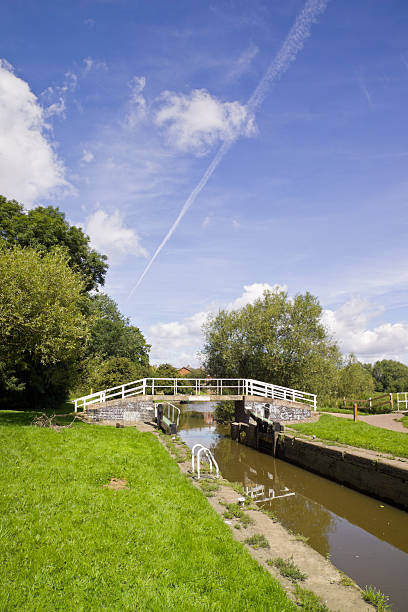 istock English Canal Lock on a sunny summer day 185010765