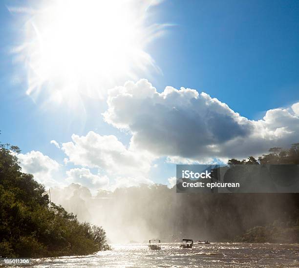 Водопад Игуасу Экскурсия На Лодке — стоковые фотографии и другие картинки Аргентина - Аргентина, Без людей, Бразилия