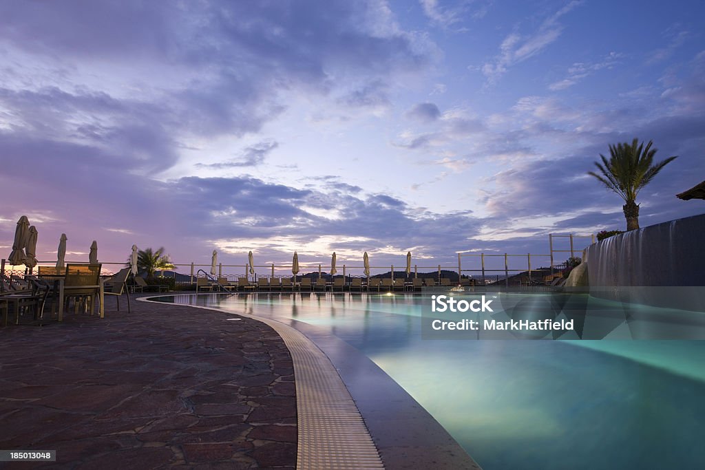 Piscine du centre de villégiature - Photo de Station de vacances libre de droits