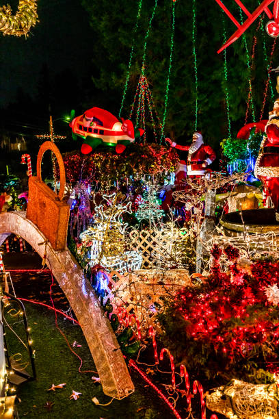 istock West Seattle Christmas Lights 6 1850133717