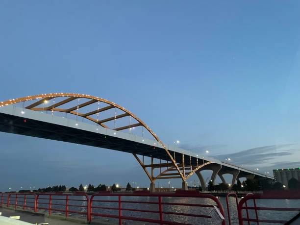 istock Hoan Bridge in Milwaukee Wisconsin at Dusk 1850171109