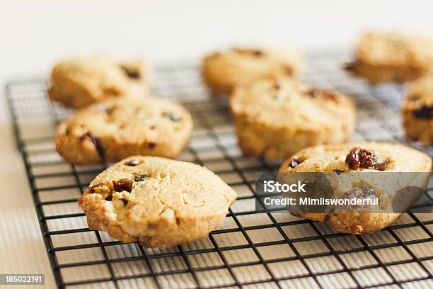 Biscotto Di Pasta Frolla I Cookie - Fotografie stock e altre immagini di Ambientazione interna - Ambientazione interna, Biscotto di pasta frolla, Biscotto secco