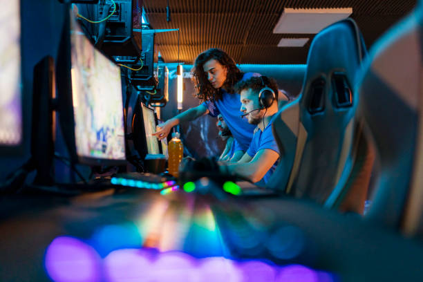istock Playing in Cyber Games Tournament 1850270302