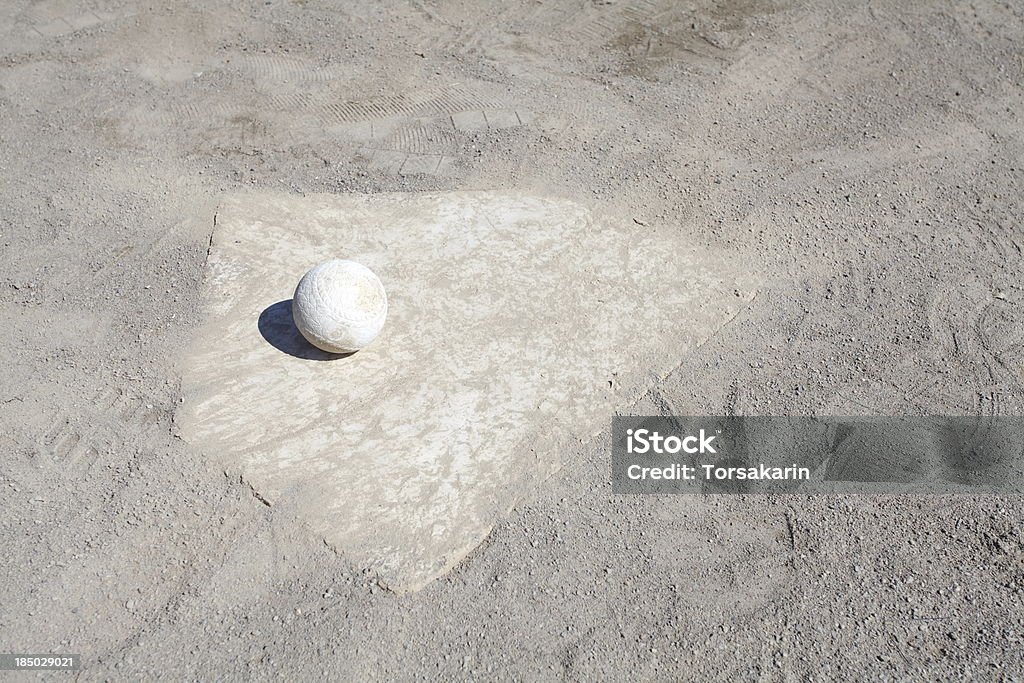 Baseball in der Pitchers Mound" - Lizenzfrei Baseball-Spielball Stock-Foto