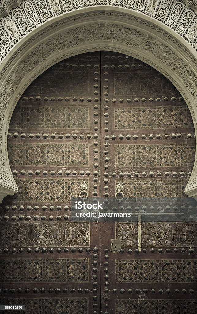 Antigua puertas, Marruecos - Foto de stock de Pomo libre de derechos