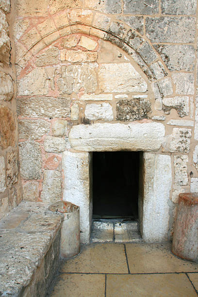 istock Door of Humility - Bethlehem 185034074