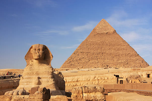 istock The Sphinx and Pyramid of Khafre, Cairo, Egypt 185035853