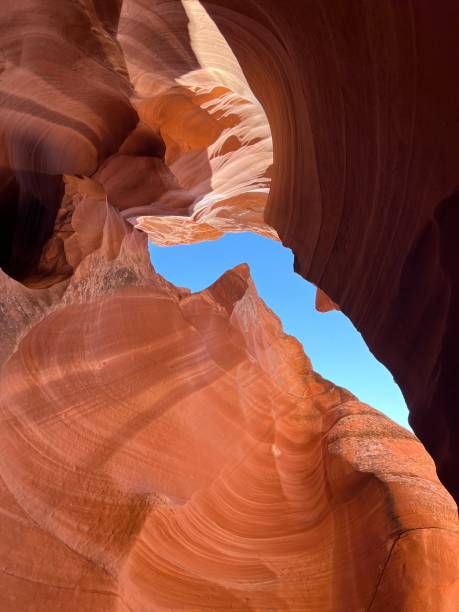 antelope canyon, arizona, estados unidos - canyon heaven sunbeam arizona fotografías e imágenes de stock