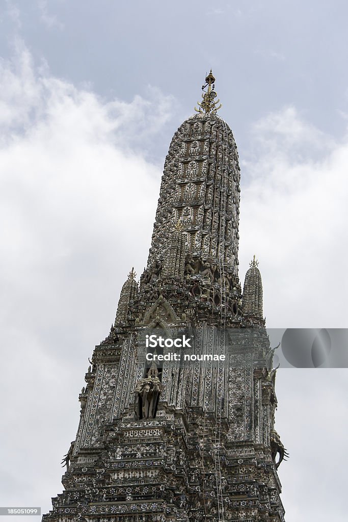 El pinnacle - Foto de stock de Arquitectura libre de derechos