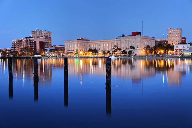 Wilmington, North Carolina "Wilmington, North Carolina RiverfrontMore Wilmington images" wilmington north carolina stock pictures, royalty-free photos & images