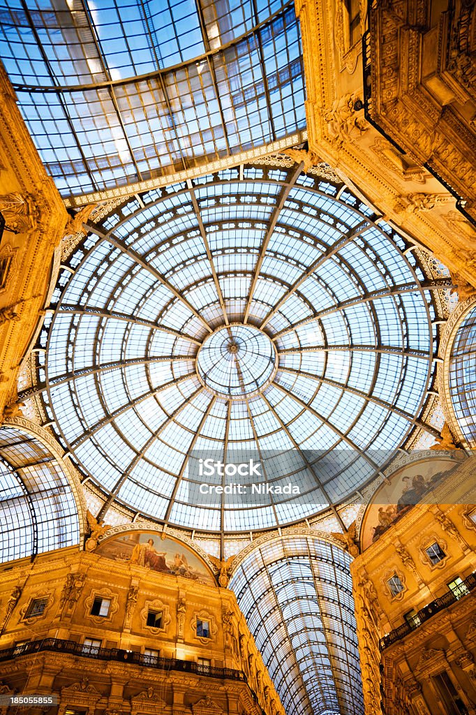 Galleria Vittorio Emanuele II, Milano - Foto stock royalty-free di Antico - Condizione