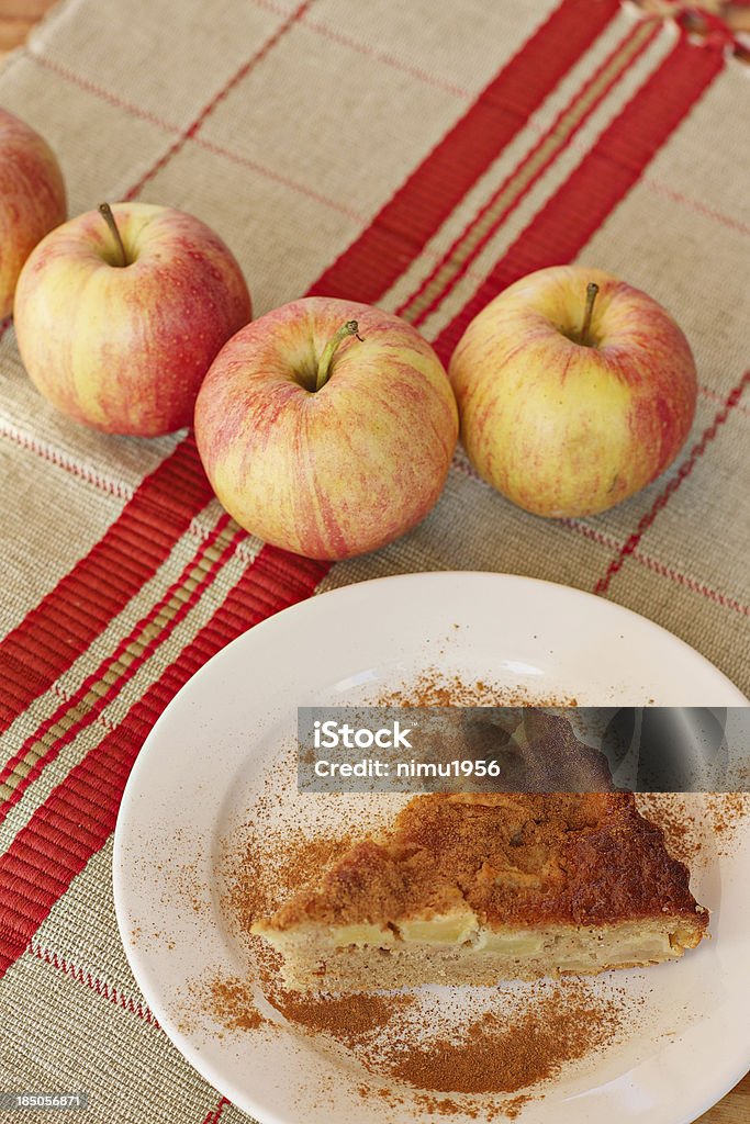 Apple pie warstwy - Zbiór zdjęć royalty-free (Chrupkie ciasto)