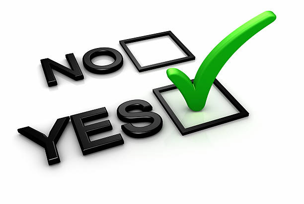 istock Green check mark next to the yes for a survey  185057069