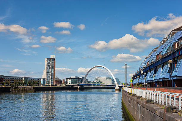 istock Towards The Finnieston Bridge, Glasgow 185057177