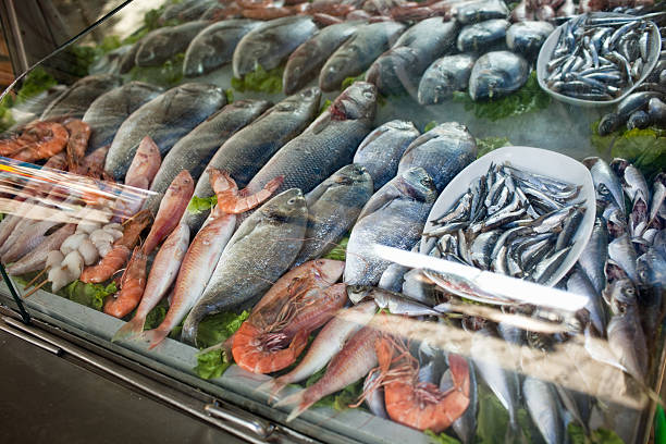 istock Fresh fish for sale at the market 185058964