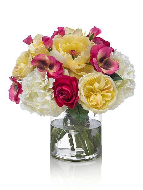istock Pansy and Rose bouquet on white background 185059062