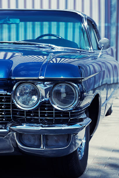 istock Vintage American Car Front Detail 185059068