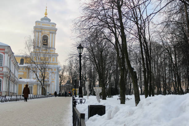 istock snow-covered Moscow park 1850616646
