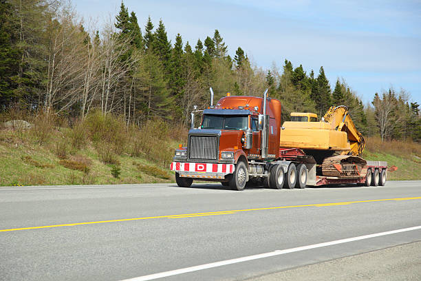istock Semi truck and trailer 185062406