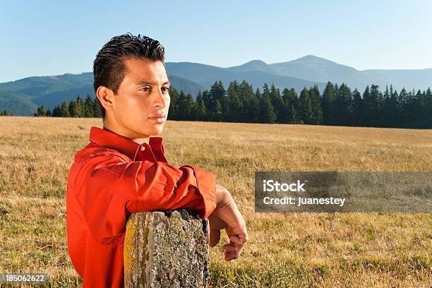 Giovane Uomo - Fotografie stock e altre immagini di Agricoltore - Agricoltore, Emigrazione e Immigrazione, Messicano