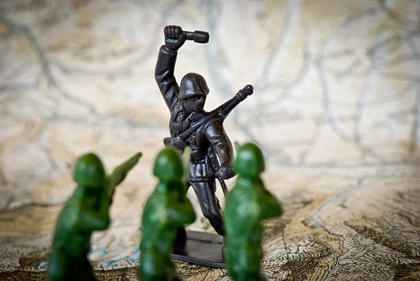 istock Toy soldiers war concepts 185063031