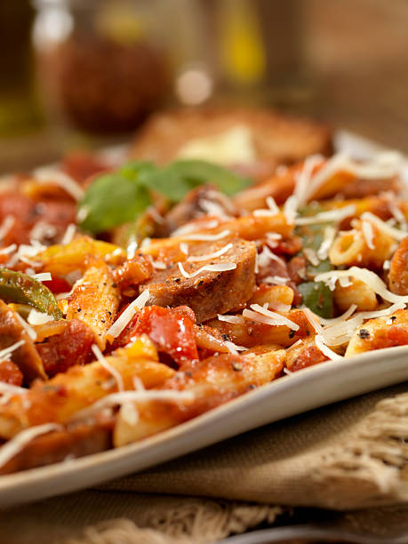 istock Italian Sausage and Pepper Penne 185063555