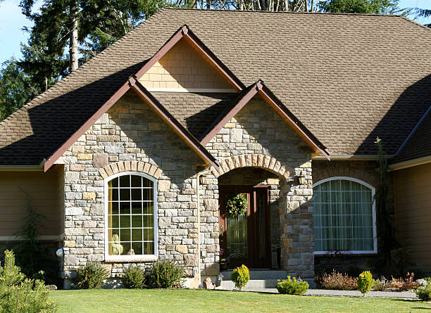 istock Front Entrance Of Modern New Home 185063834