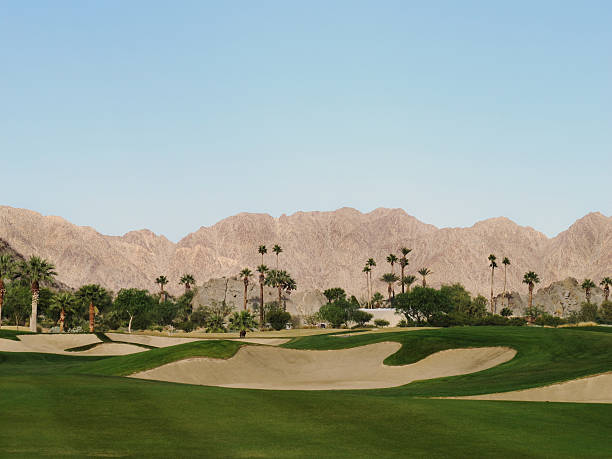 istock Lush green golf course in the Palm Springs desert 185065700