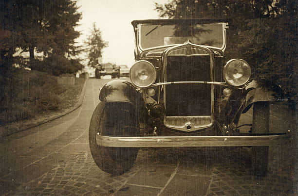 istock old italian car from 1921 185066809
