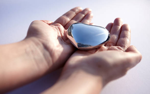 istock My Heart in your hands 185067082