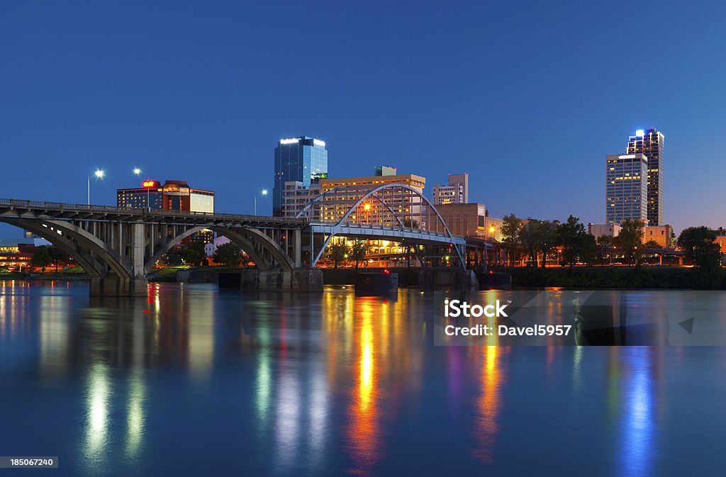 Little Rock skyline al tramonto - Foto stock royalty-free di Little Rock