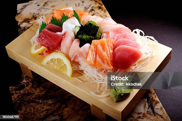 Sashimi - Fotografie stock e altre immagini di Caviale - Caviale, Cibi e bevande, Cibo salato