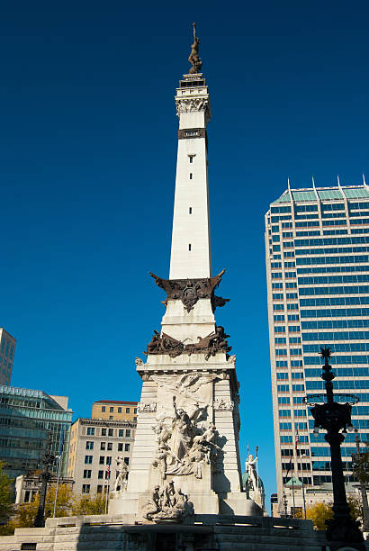 istock Soldiers and Sailors Monument 185069202