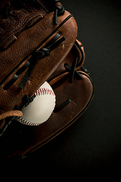 перчатка для бейсбола - baseball spring training baseballs sports glove стоковые фото и изображения