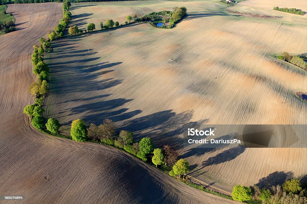 Foto aérea de um campo de Primavera - Foto de stock de Acima royalty-free