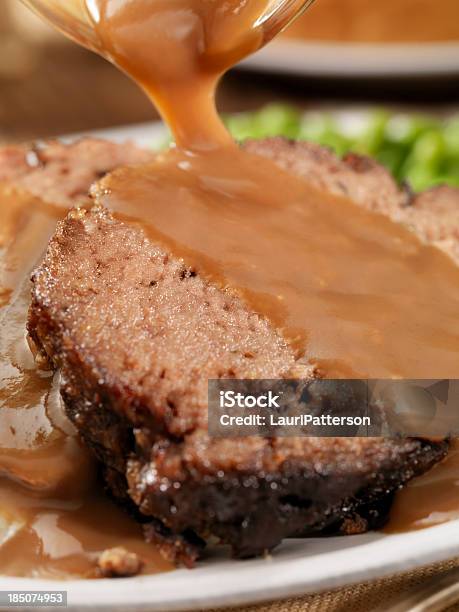 Hackbraten Abendessen Stockfoto und mehr Bilder von Fleischsaft - Fleischsaft, Hackfleischbraten, Ansicht aus erhöhter Perspektive