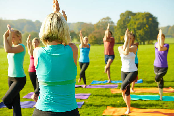 istock Teaching them the art of form - Yoga 185075036