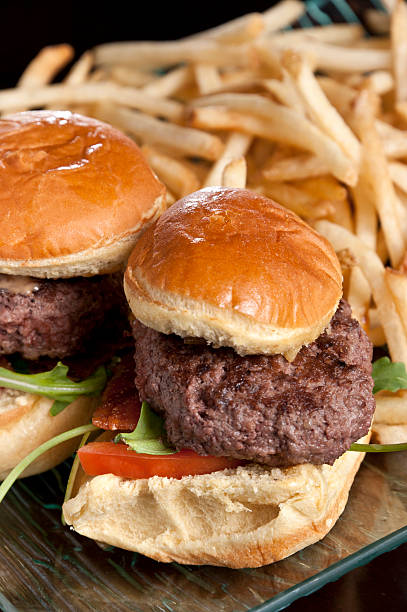 istock Mini Burgers and fries 185075386