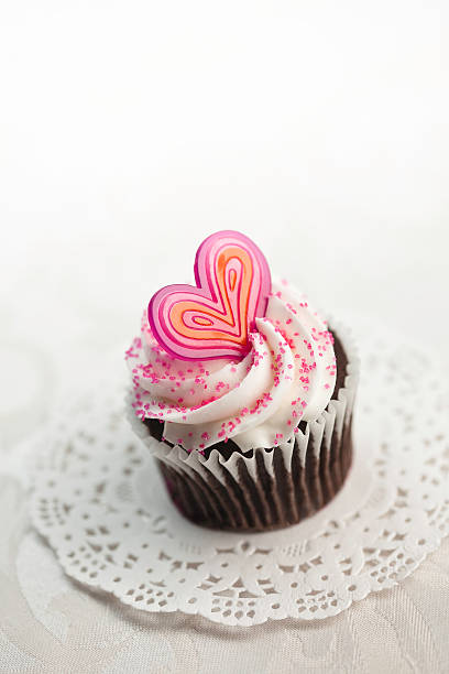 istock Homemade Valentine Cupcake 185075839