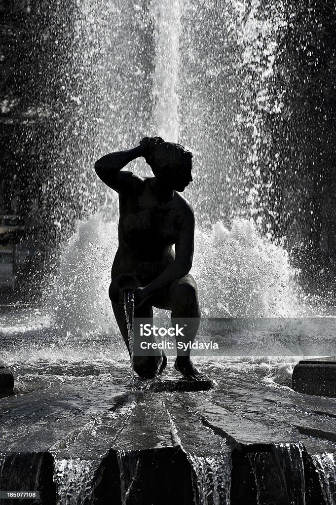 Fuente en Madrid - Foto de stock de Agua del grifo libre de derechos