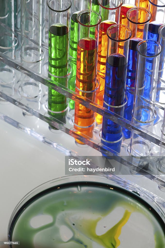 試験管や文化色の - DNAのロイヤリティフリーストックフォト