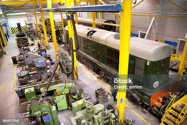 Wartung Depot Stockfoto und mehr Bilder von Reparieren - Reparieren, Eisenbahn, Lokomotive