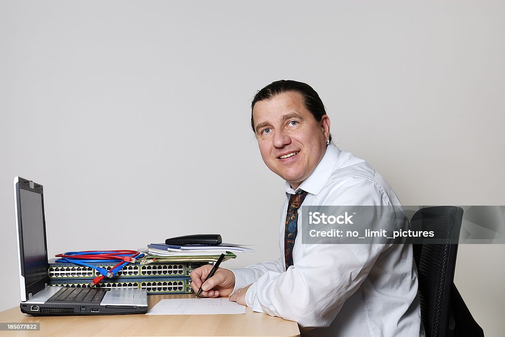 Ingénieur au travail - Photo de Adulte libre de droits