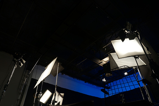 film, advertising and TV series lighting equipment, lights, light softening diffusers, filters and light stands