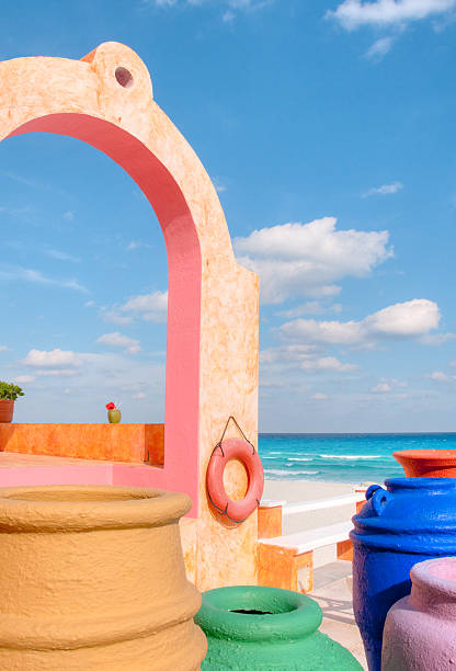 istock Colorful Mexican pottery and beach 185079540