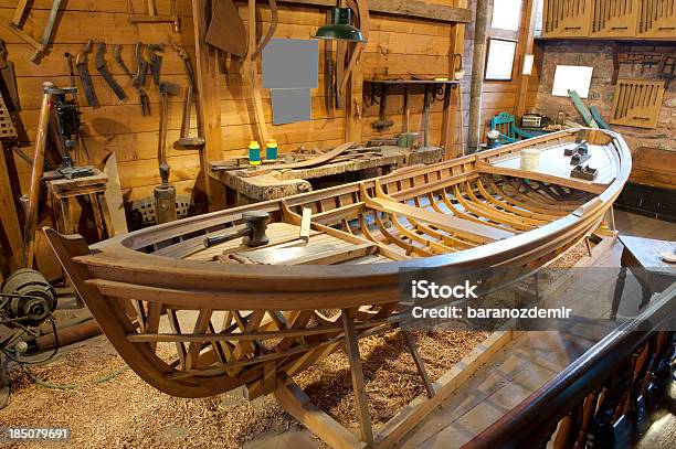 Barcabuilding Workshop - Fotografie stock e altre immagini di Mezzo di trasporto marittimo - Mezzo di trasporto marittimo, Industria edile, Legno