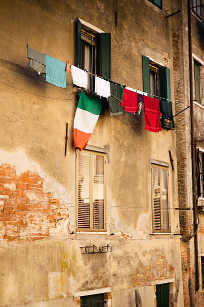 istock Italian Flag on Clothesline in Venice, Italy 185080068
