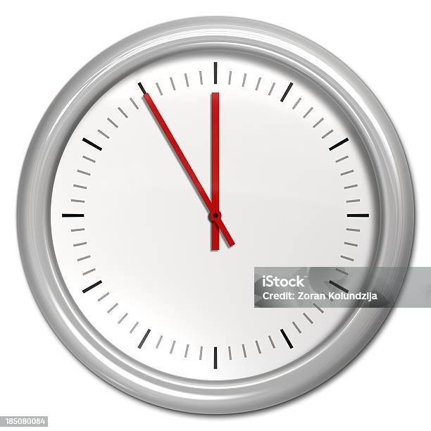 Último Minuto Trazado De Recorte Incluido Foto de stock y más banco de imágenes de Aguja de Reloj - Aguja de Reloj, Alerta, Color plateado