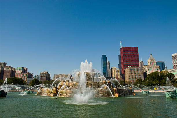 istock Grant Park - Buckingham Fountain 185083051