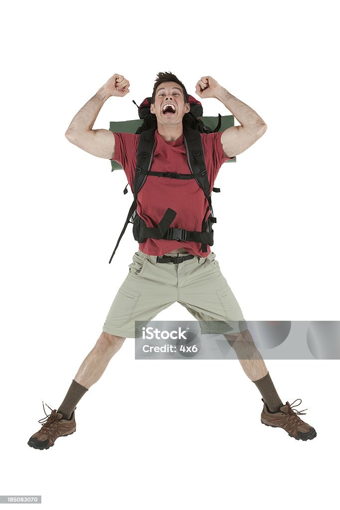 Heureux homme sautant de randonnée - Photo de Activité libre de droits
